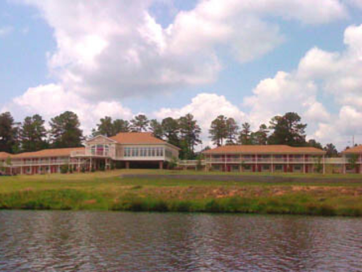 Lakeside Event and Retreat Center