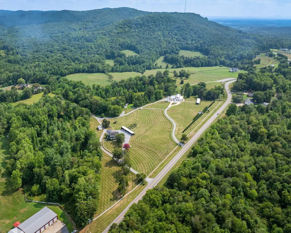 Redbird Ridge Retreats